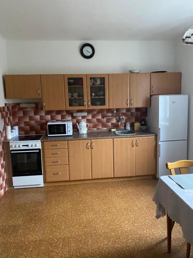 Rodinny Apartman 3+1 Horni Mesto Ngoại thất bức ảnh